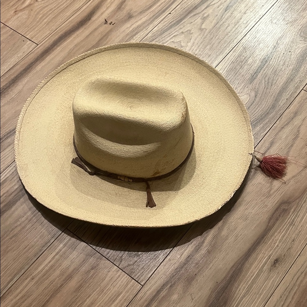 Classic Cream Men's Hat